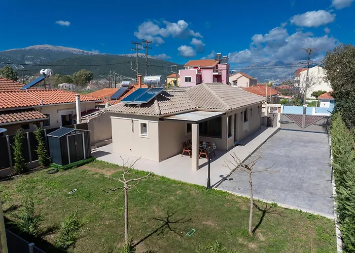 Ariadne\'S House